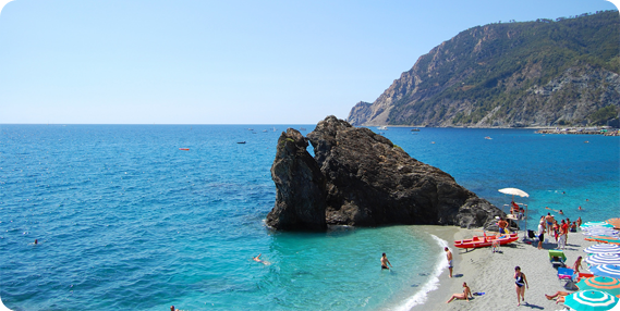 Lo scoglio della spiaggia di Fegina di Monterosso